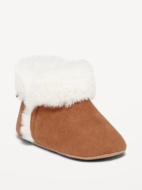 Old Navy Cozy Faux-Fur Baby Booties in Cognac